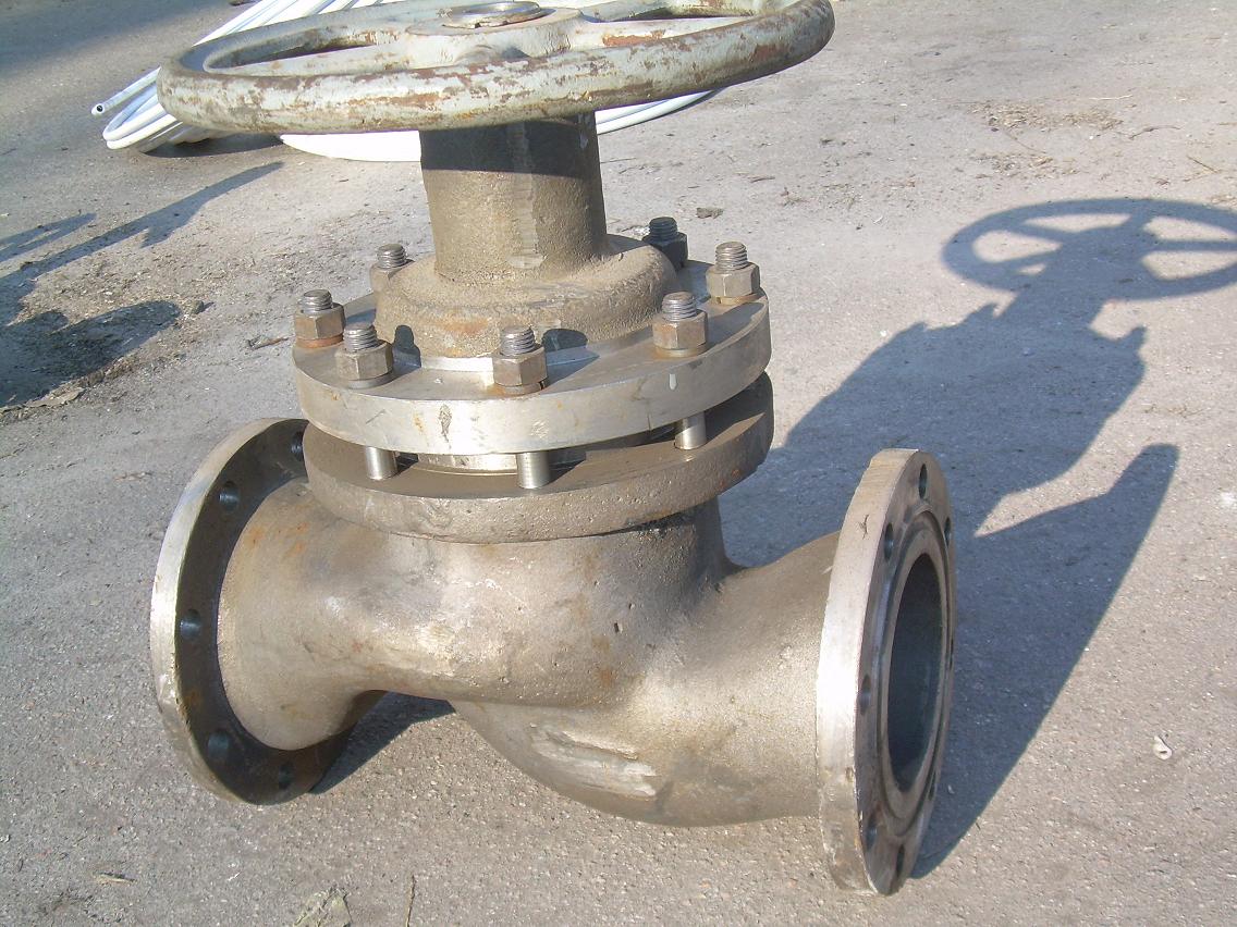 вентиль ду 32 zetkama 234. вентиль сильфонный фланцевый. запорный клапан dn15 pn16 с сильфонным уплотнением с запорным затвором. вентиль запорный pn16 dn32 фланцевый. 15нж66нж ленпромарматура.